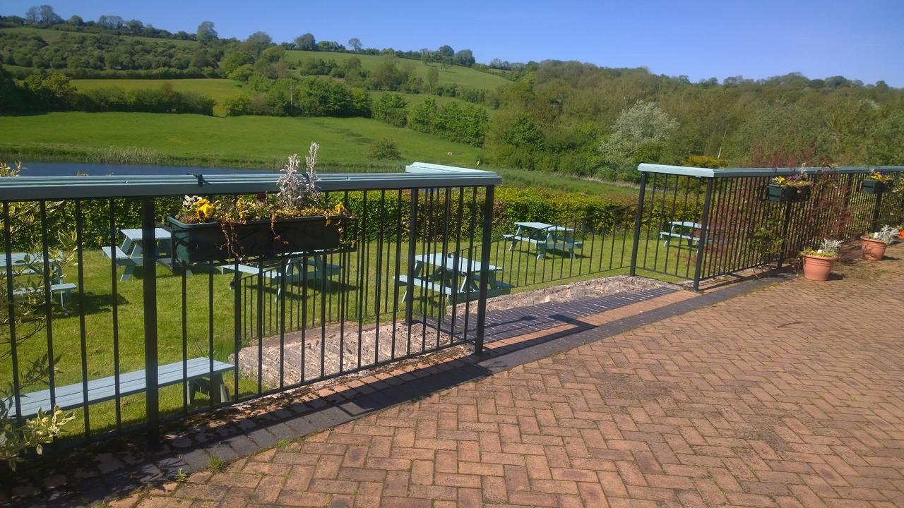 Cameley Lodge - Self Catering Temple Cloud Exterior photo